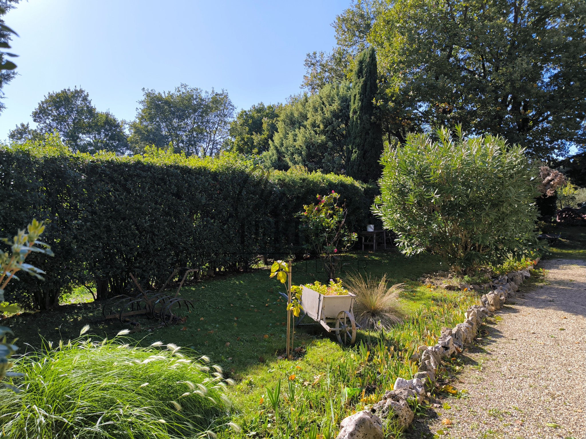 EXCLUSIF ! A 15 mn d'Uzès Maison de 200m2 sur 1560m2 — photo 3