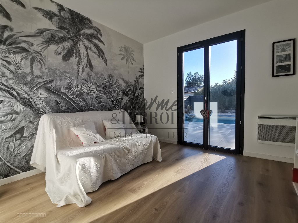 Villa contemporaine 130 m2 habitables avec piscine et dépendance, au calme non isolée, entre Uzès et Barjac. — photo 18