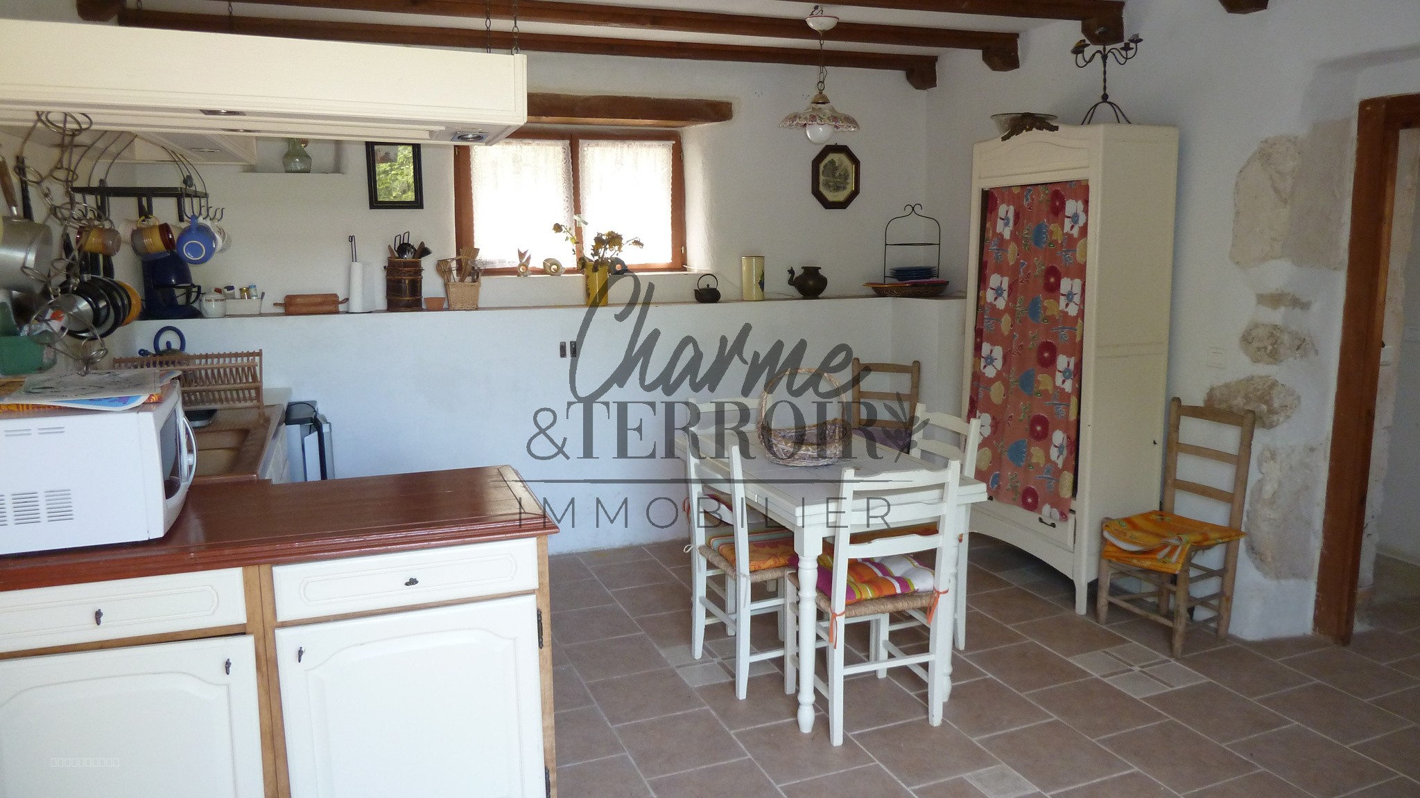 En campagne Mas rénové sur 9500m2 — photo 12