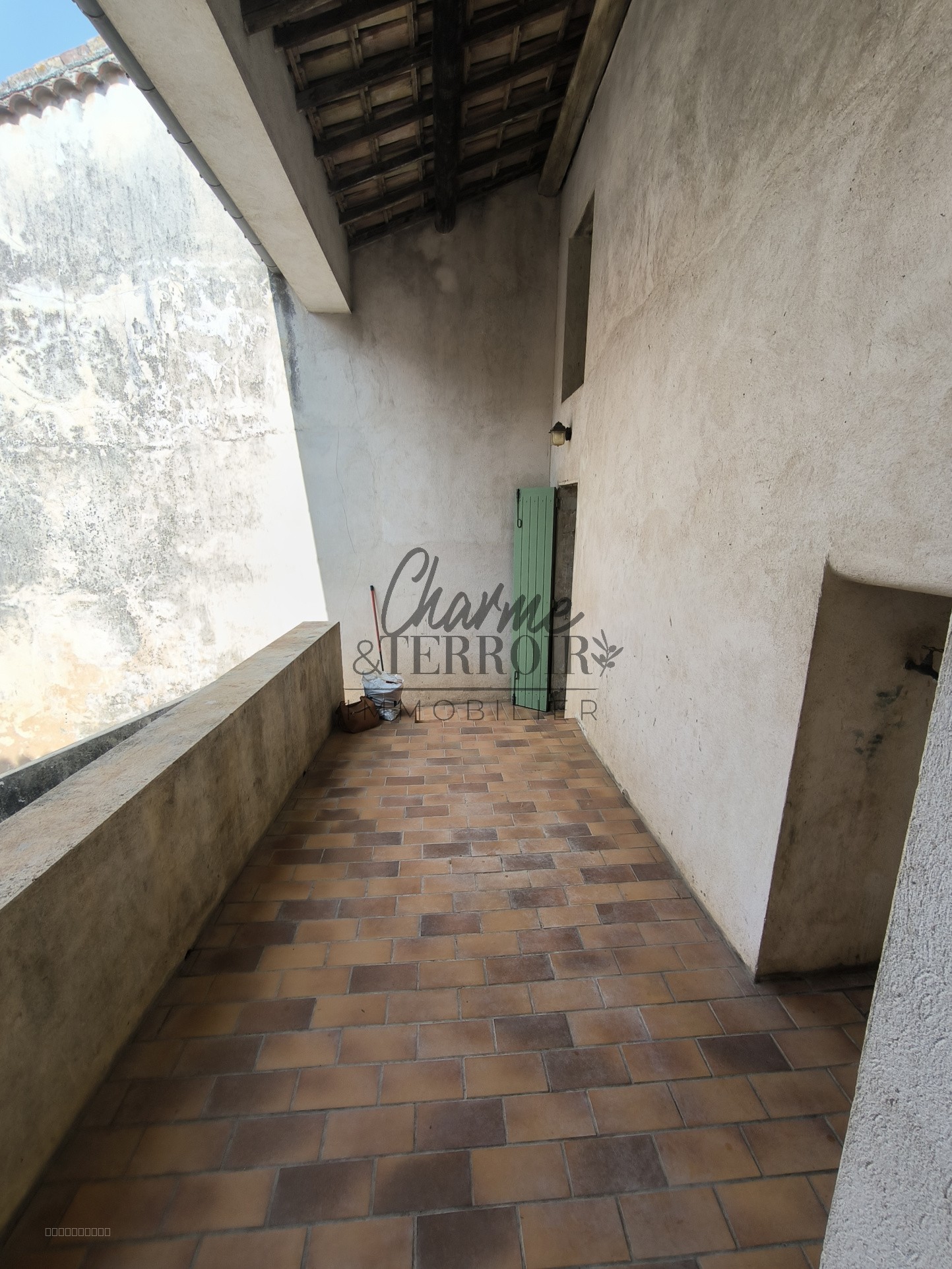A 15 mn d'Uzès grande maison de village rénovée avec cour — photo 4