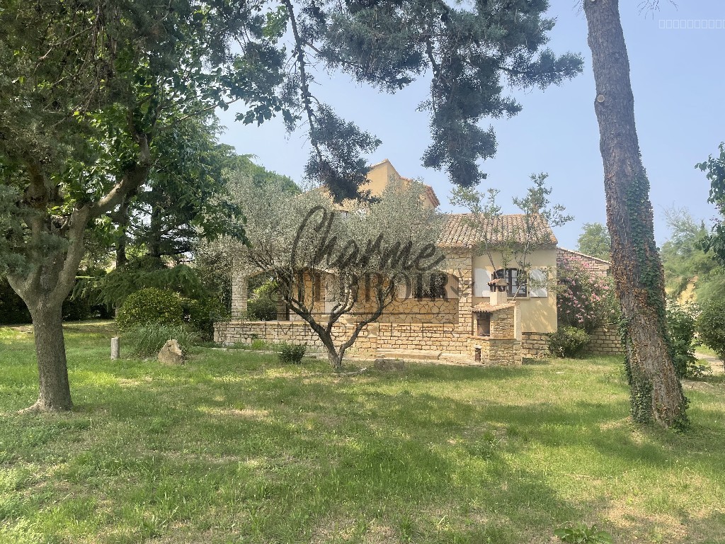Maison traditionnelle, 150 m2 habitables, 3 chambres, sur 3000 m2 de jardin arboré avec dépendance à 15 mn d'U — photo 5