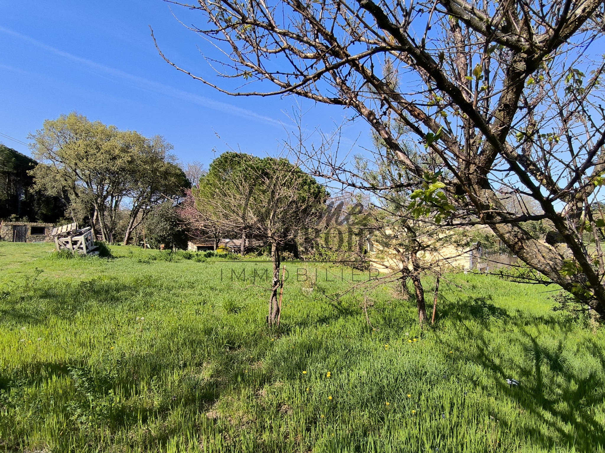 A 12 mn au nord d'Uzès 2 Beaux terrains à bâtir éligible au PTZ pour les primo accédants ! — photo 2