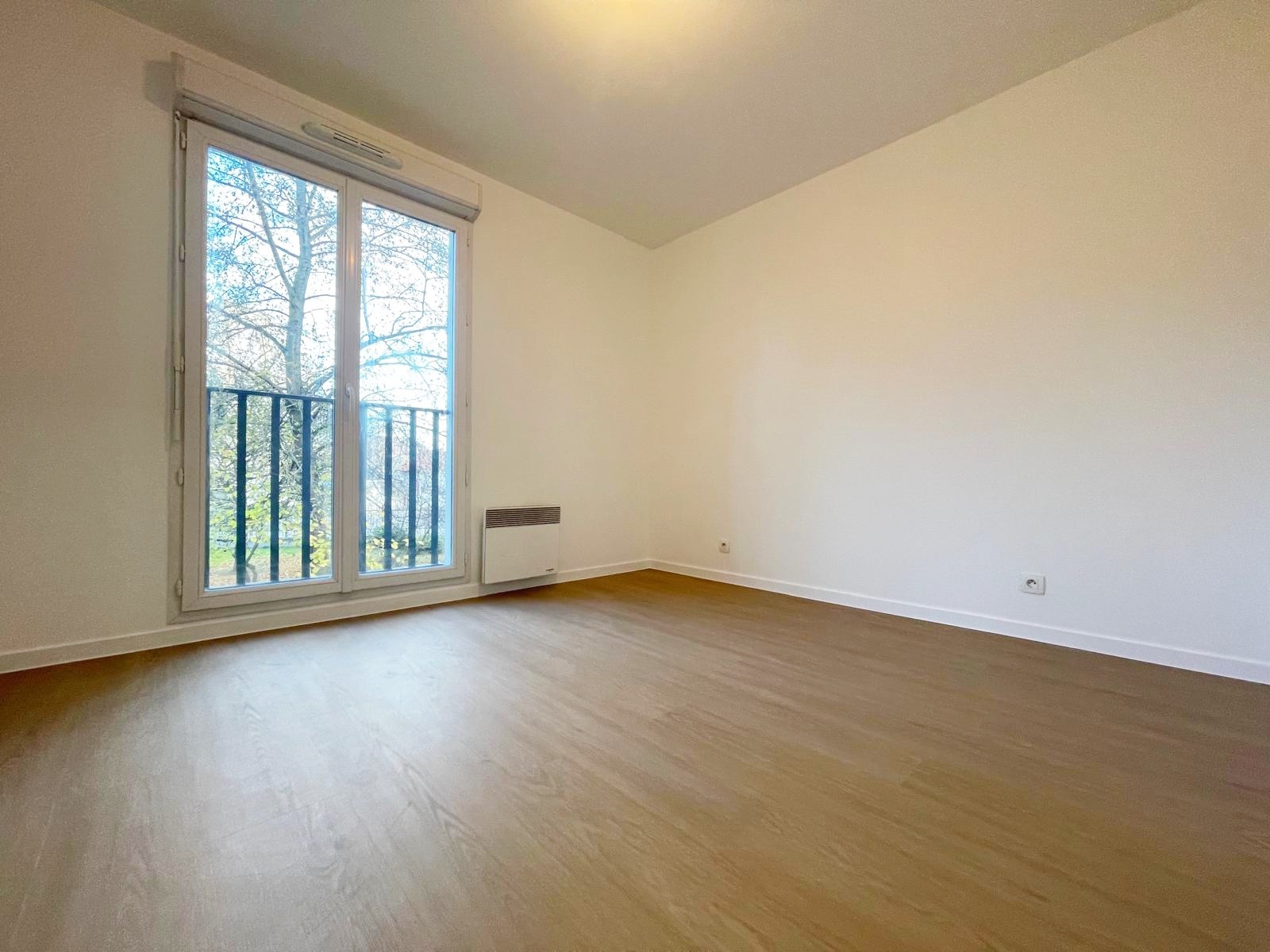 APPARTEMENT - T3 - 56.01 M2 - SAINT-DENIS (93200) — photo 7