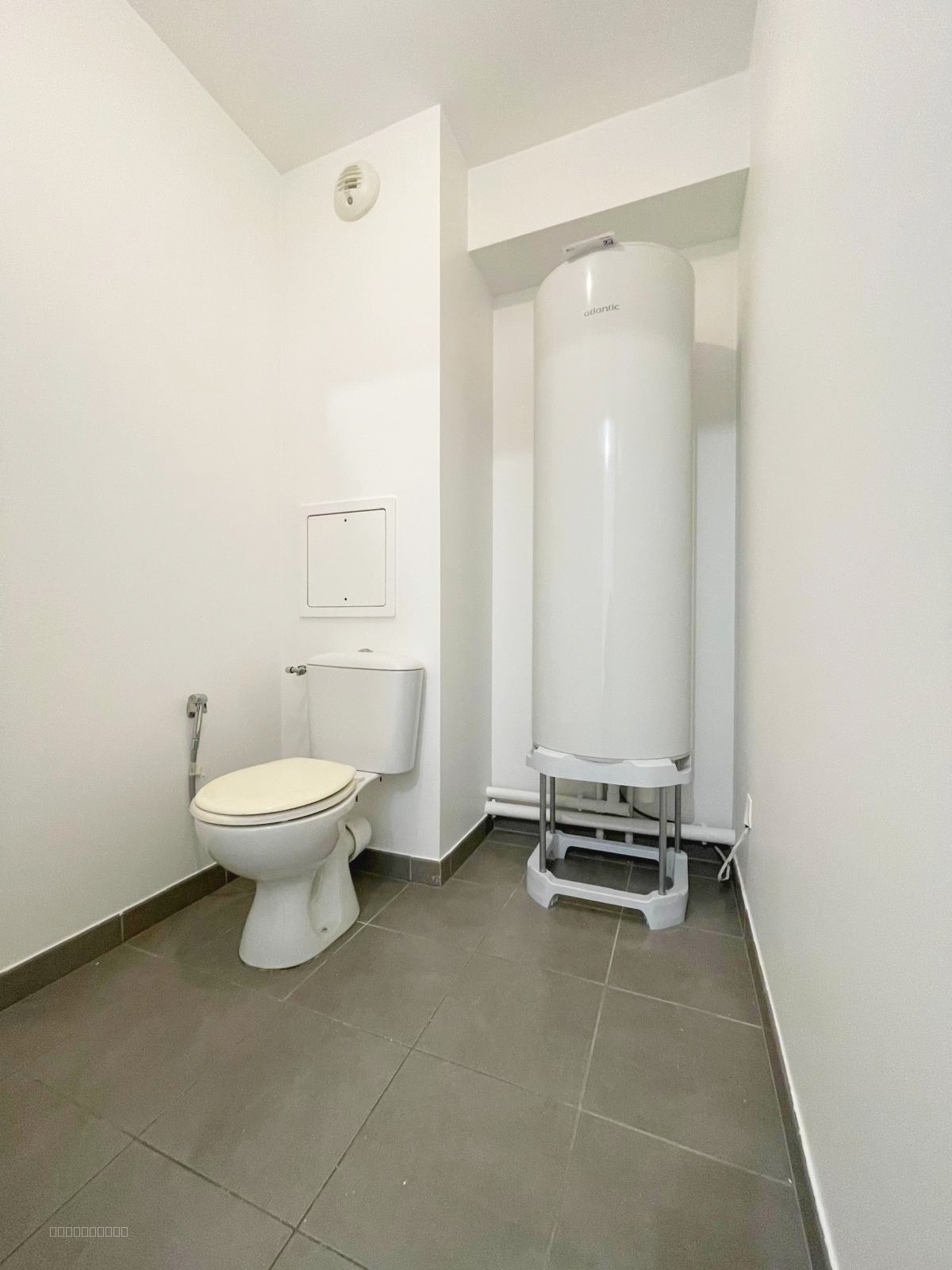 APPARTEMENT - T3 - 56.01 M2 - SAINT-DENIS (93200) — photo 12