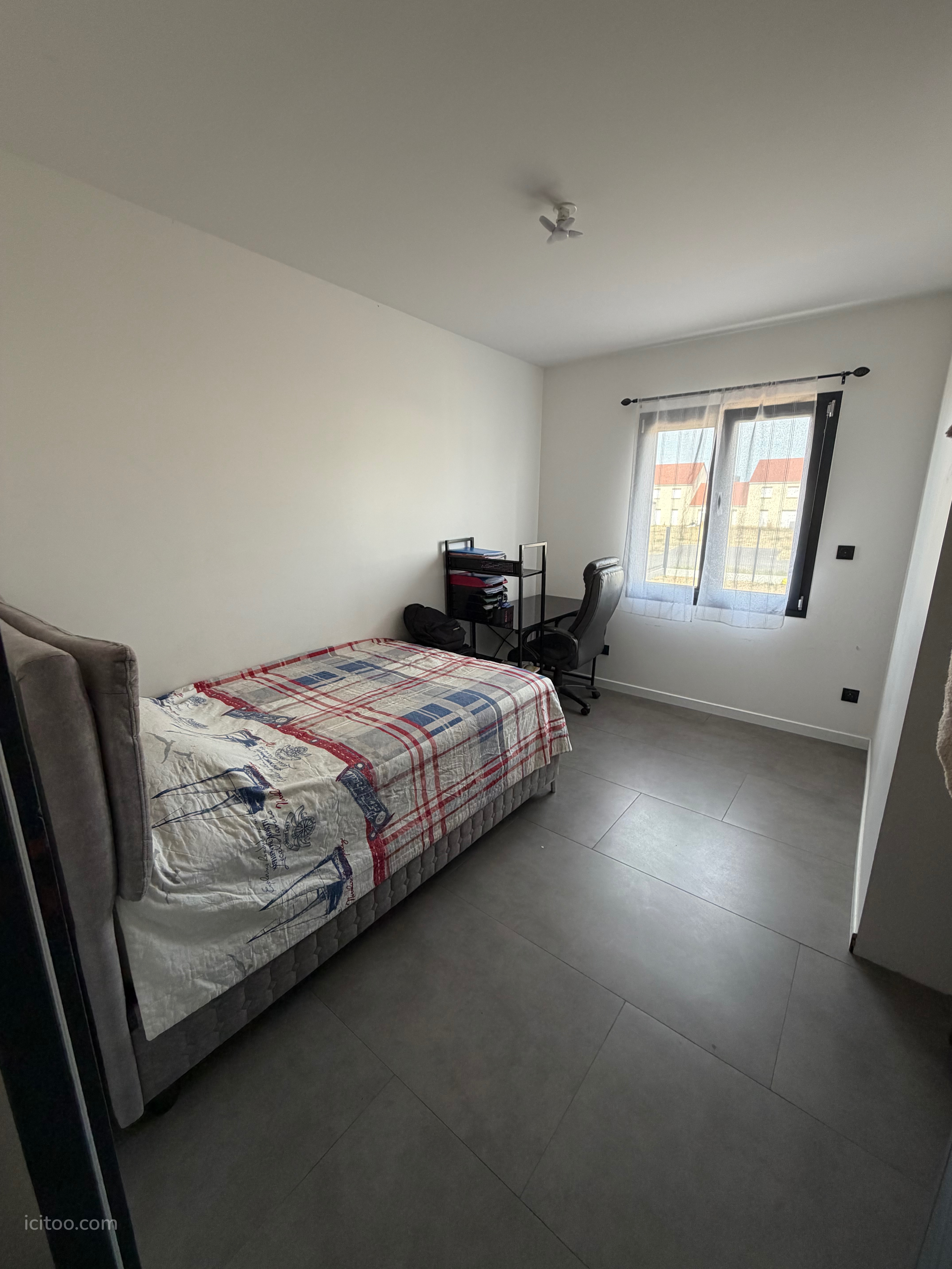 Belle maison contemporaine 2023 – 146 m² – 4 chambres – Prestations de qualité — photo 11
