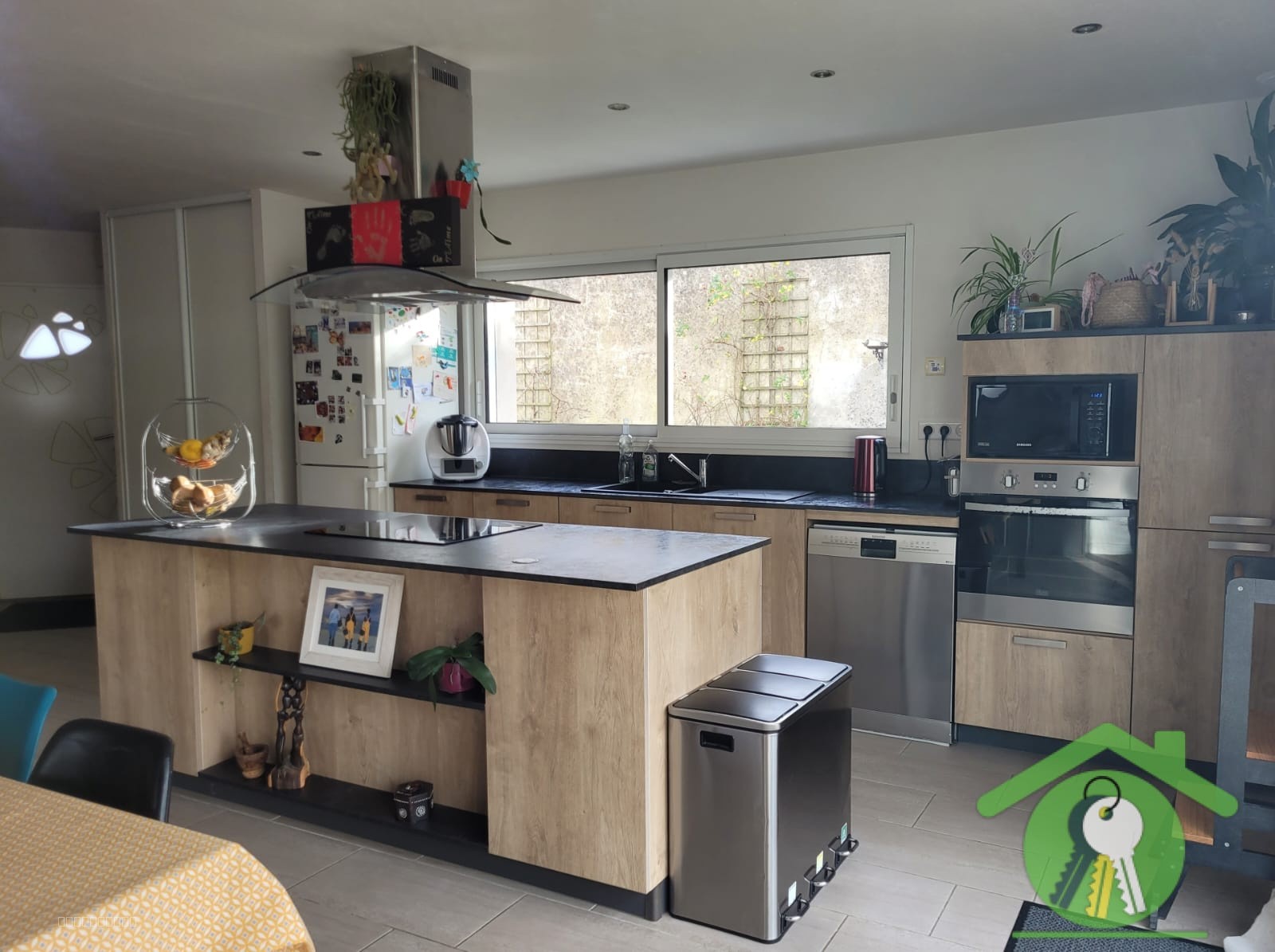 MAISON PLEIN CENTRE CHAUMES EN RETZ — photo 2