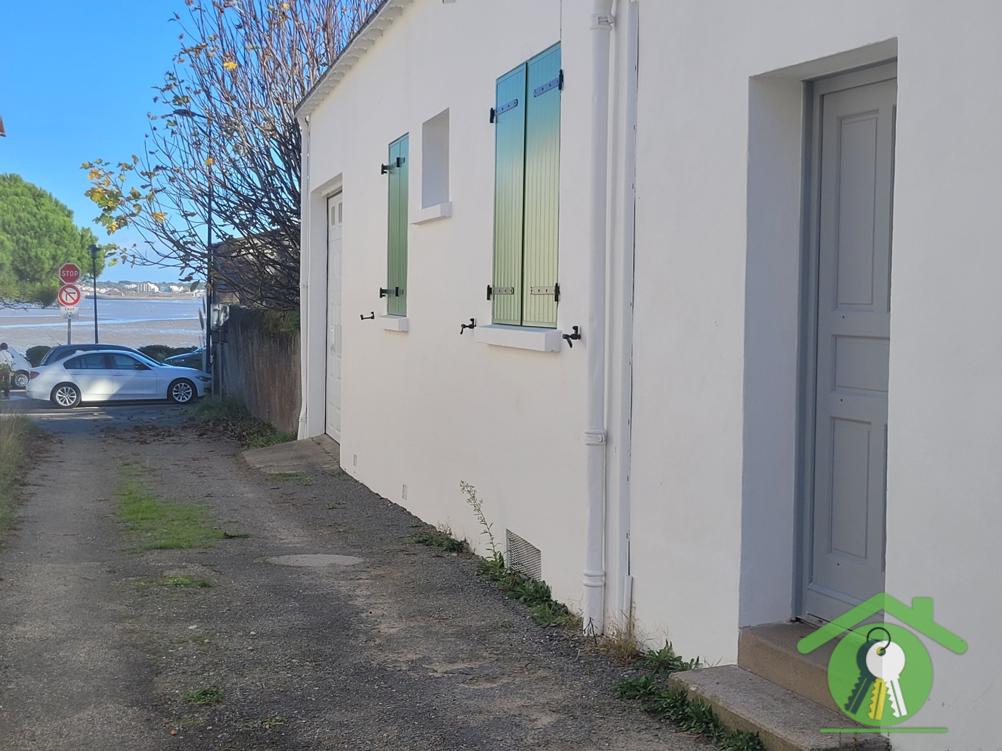 LA PLAINE SUR MER MAISON BORD DE MER — photo 3