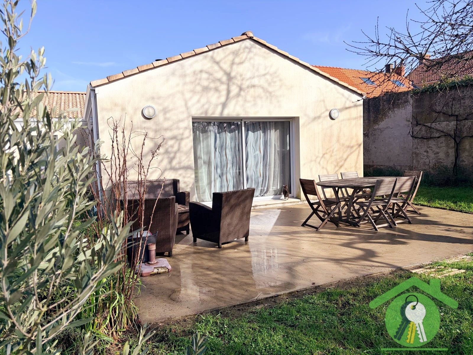MAISON PLEIN CENTRE CHAUMES EN RETZ — photo 7