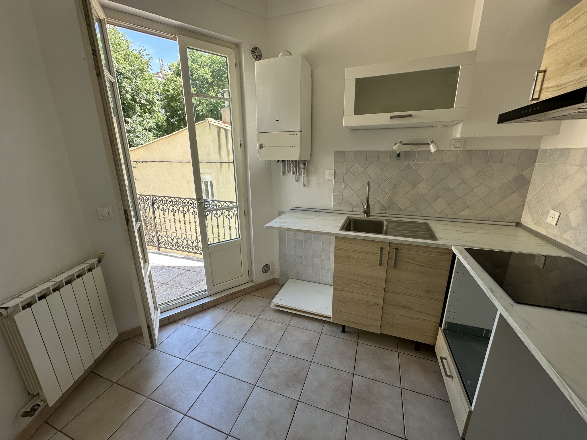 À vendre   Appartement T3 avec terrasse   75 m2   Nîmes, 17 boulevard Talabot — photo 3