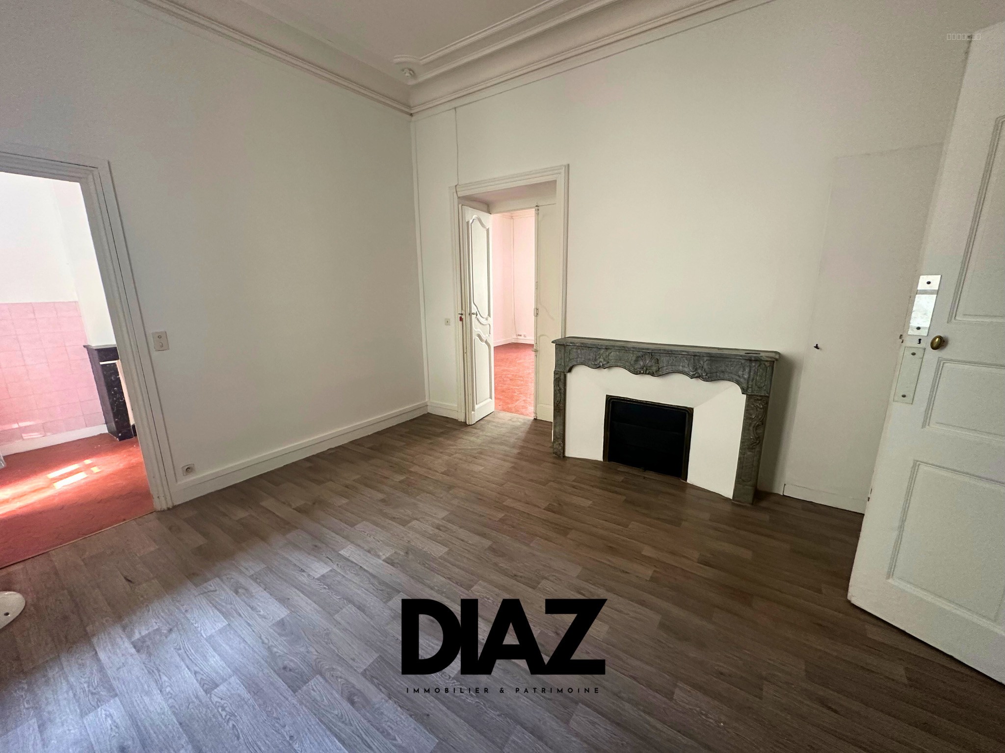 Appartement T5   142 m2   R+1 — photo 9