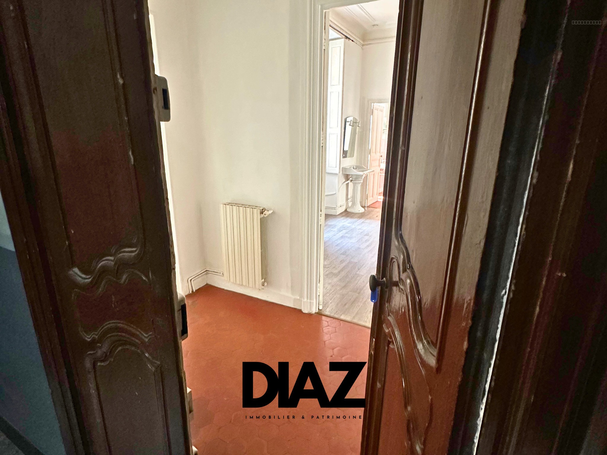 Appartement T5   142 m2   R+1 — photo 15