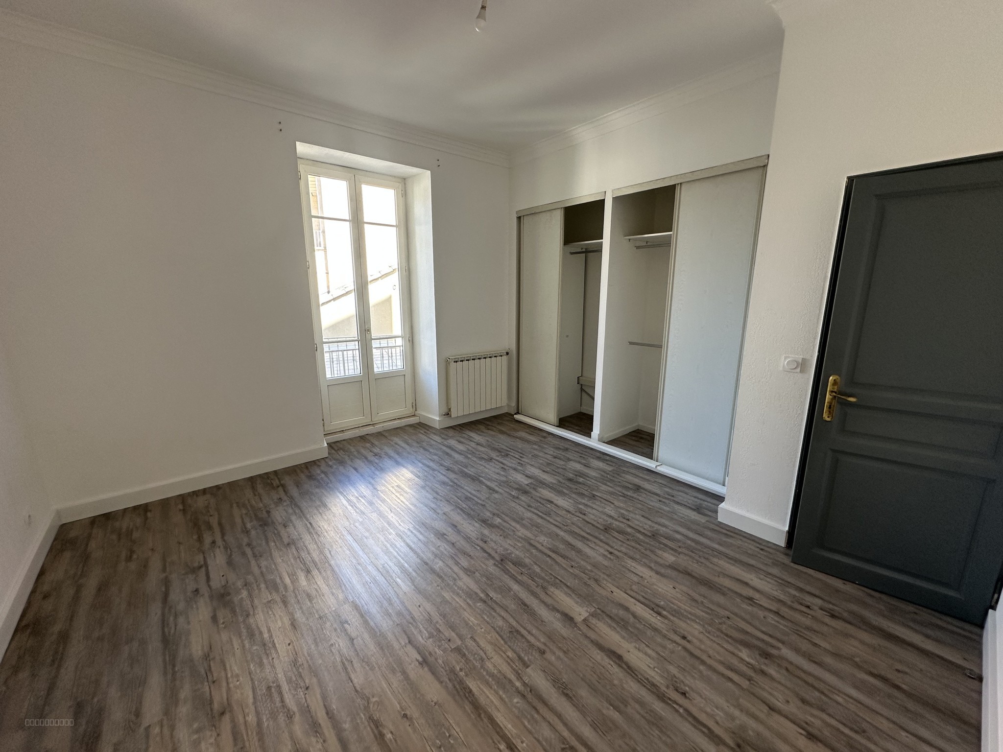 À vendre   Appartement T3 avec terrasse   75 m2   Nîmes, 17 boulevard Talabot — photo 4