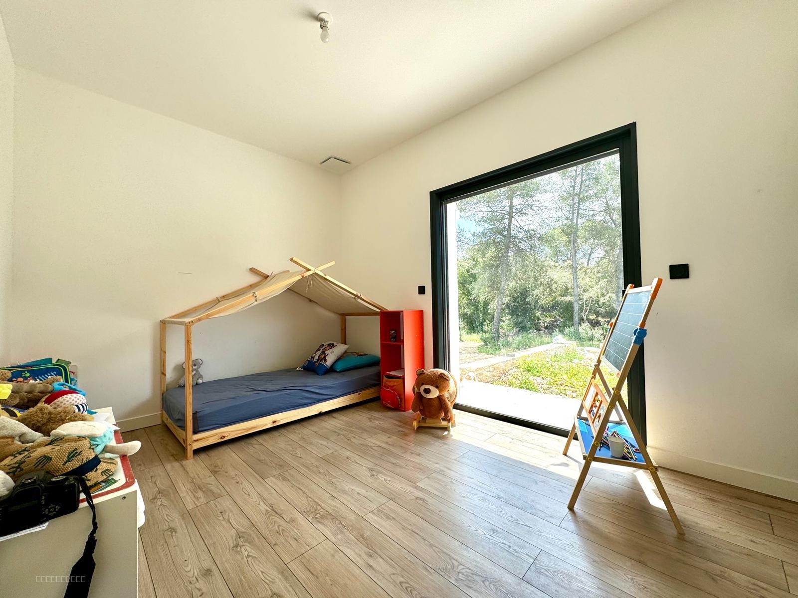 Élégante Villa Familiale avec Piscine dans Résidence Sécurisée — photo 8