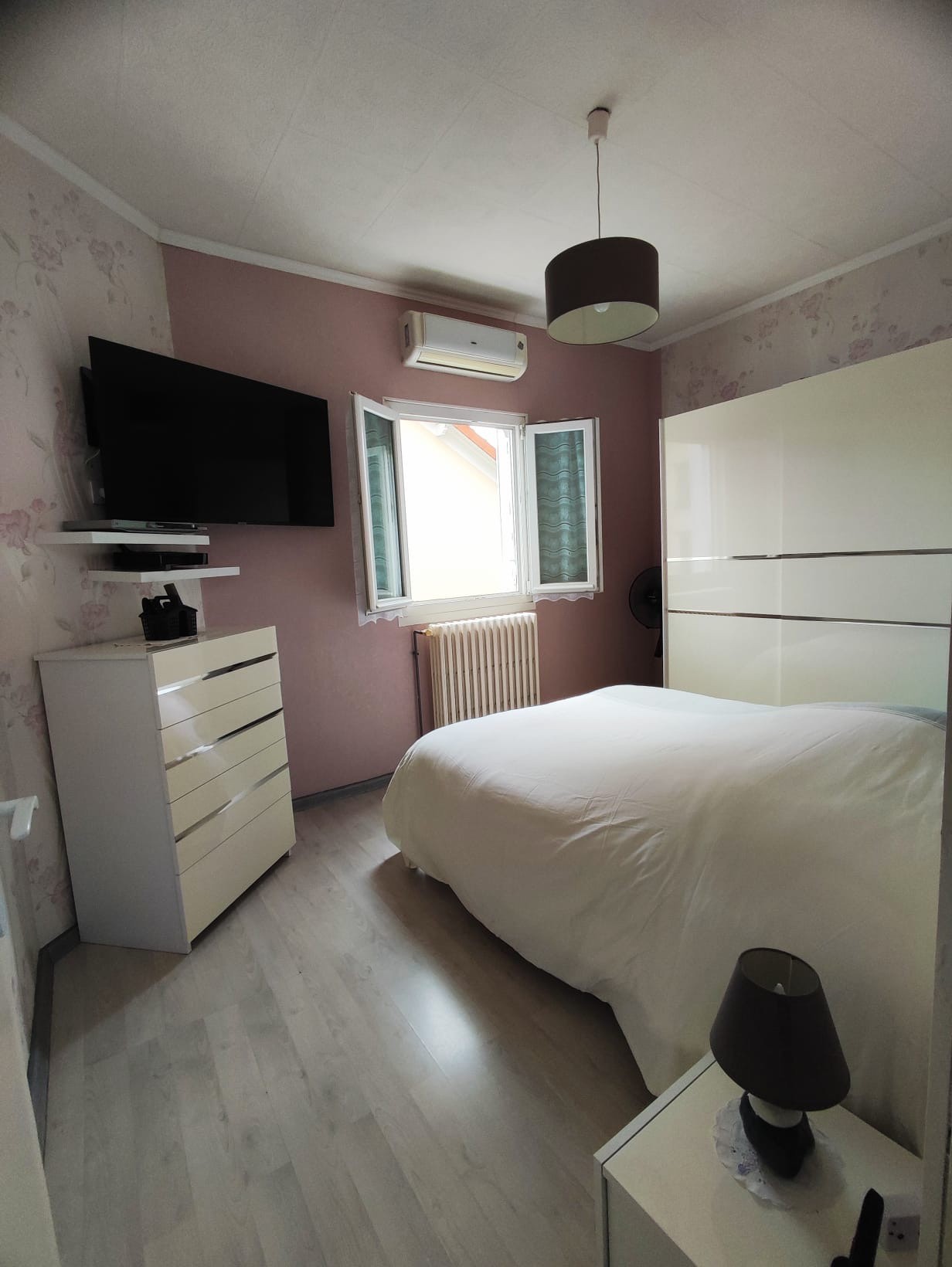 Aulnay Centre ville Proche Gare - Maison de 108m2 - 5 pièces - 3 chambres - Jardin et dépendance — photo 6