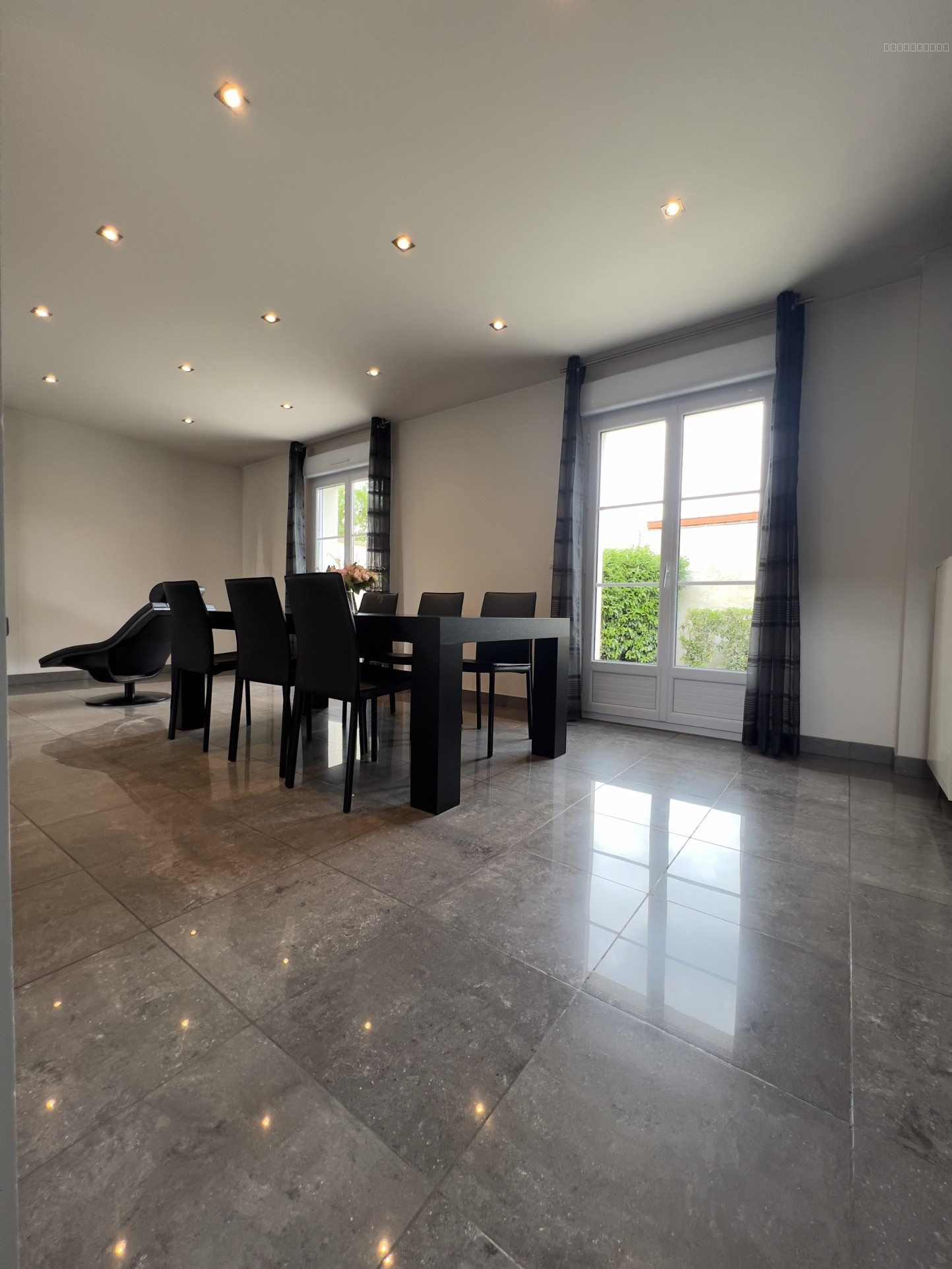 Aulnay Quartier Vieux Pays - Maison 5 Pièces - 3 chambres - Terrain 503 m2 - Sous-sol total - DPE C — photo 3