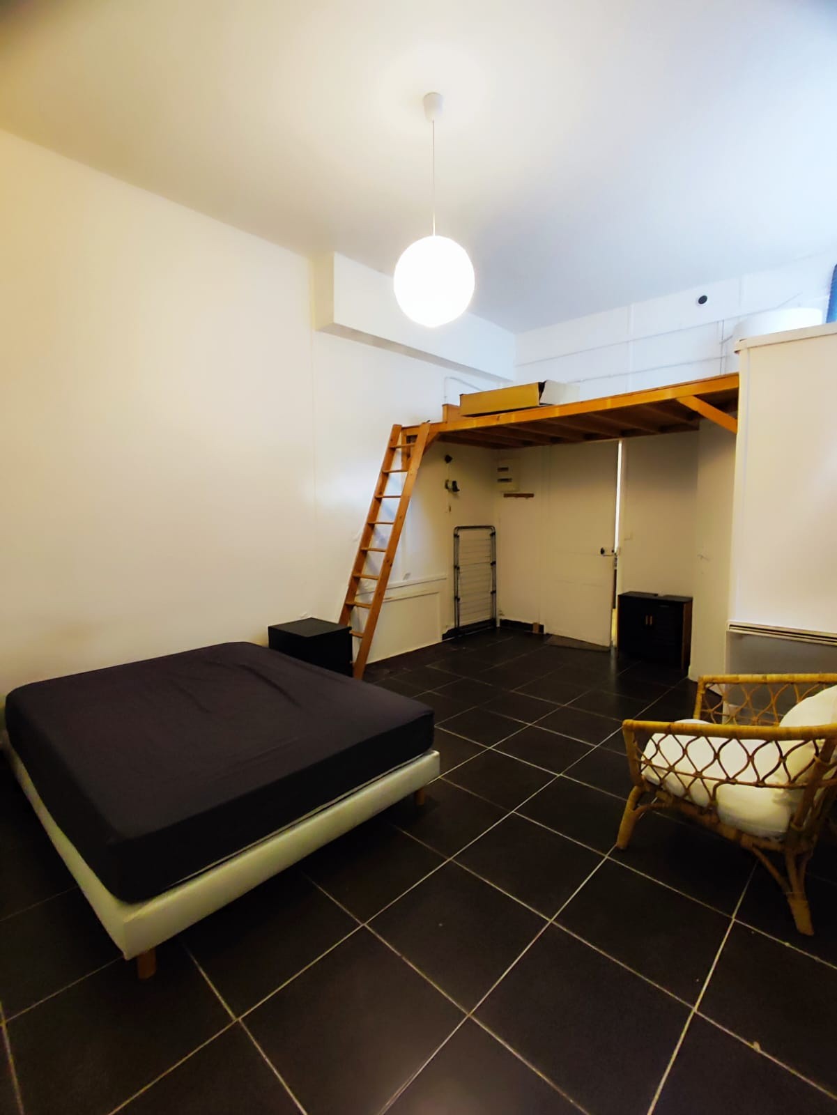 AULNAY SUD - Appartement F2 - 47 m2 - RDC - Cave — photo 4