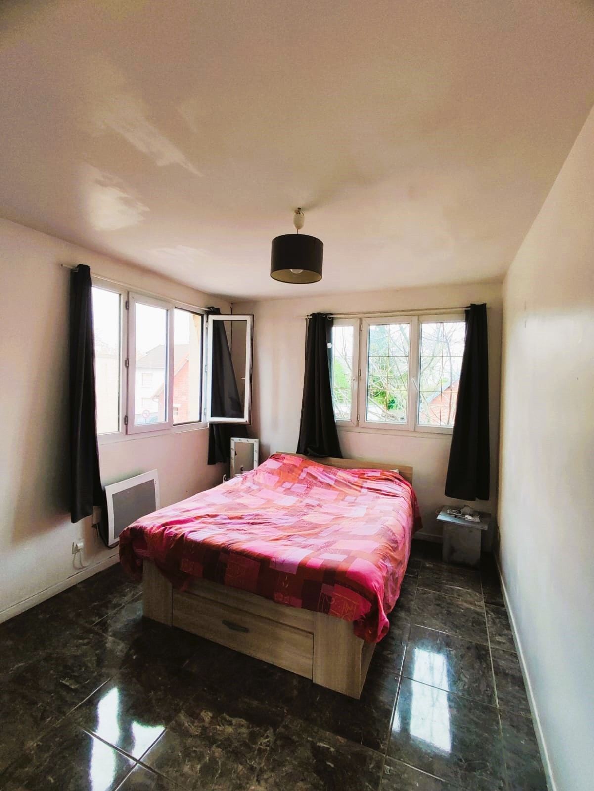 Idéal Grande Famille ! LE BLANC-MESNIL GARE RER B- Maison sur 3 étages avec 6 chambres — photo 7
