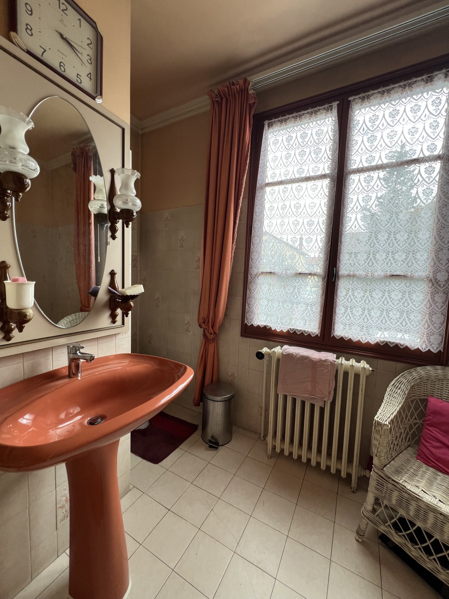 Drancy Paris Campagne Pavillon 7 pièces - 4 chambres - 130m2 - Terrain de 459 m2 - Sous-sol total — photo 8