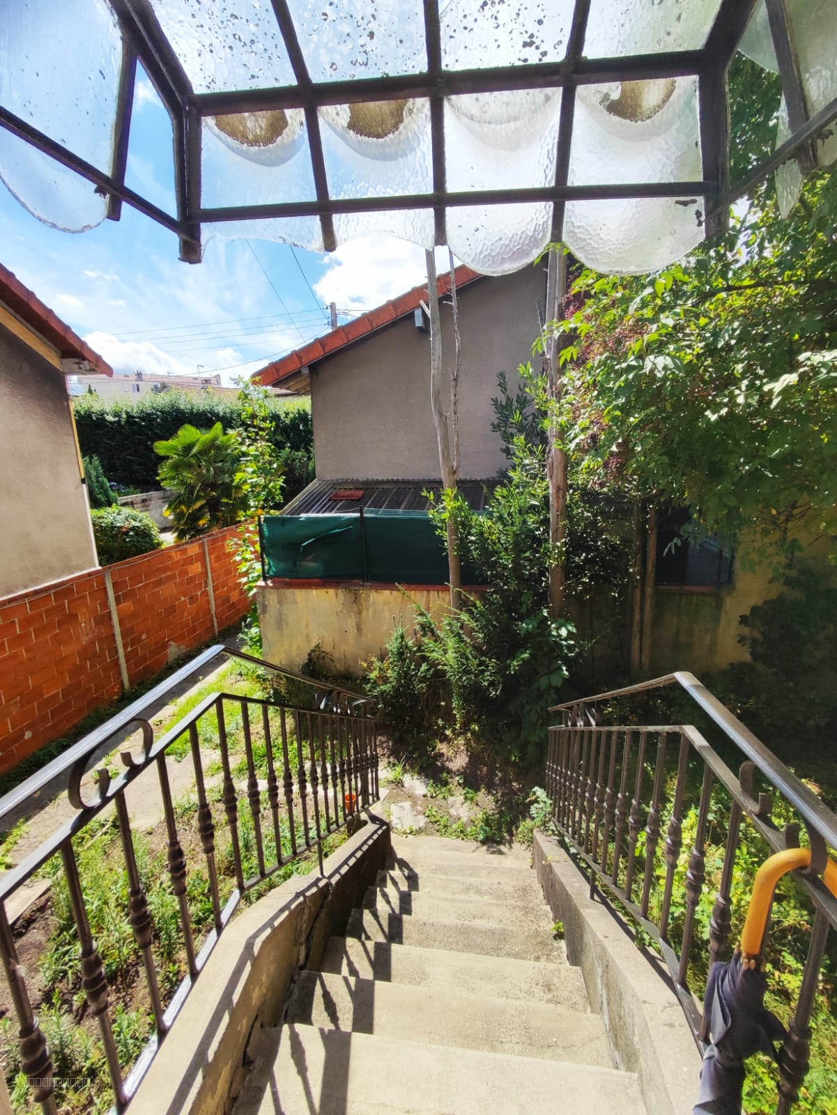 Proche Gare - Maison de 6 pièces avec parkings et cave — photo 2