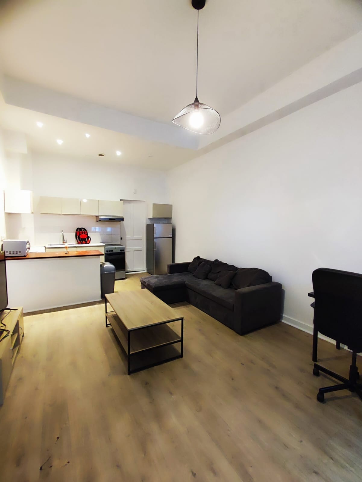 AULNAY SUD - Appartement F2 - 47 m2 - RDC - Cave — photo 3