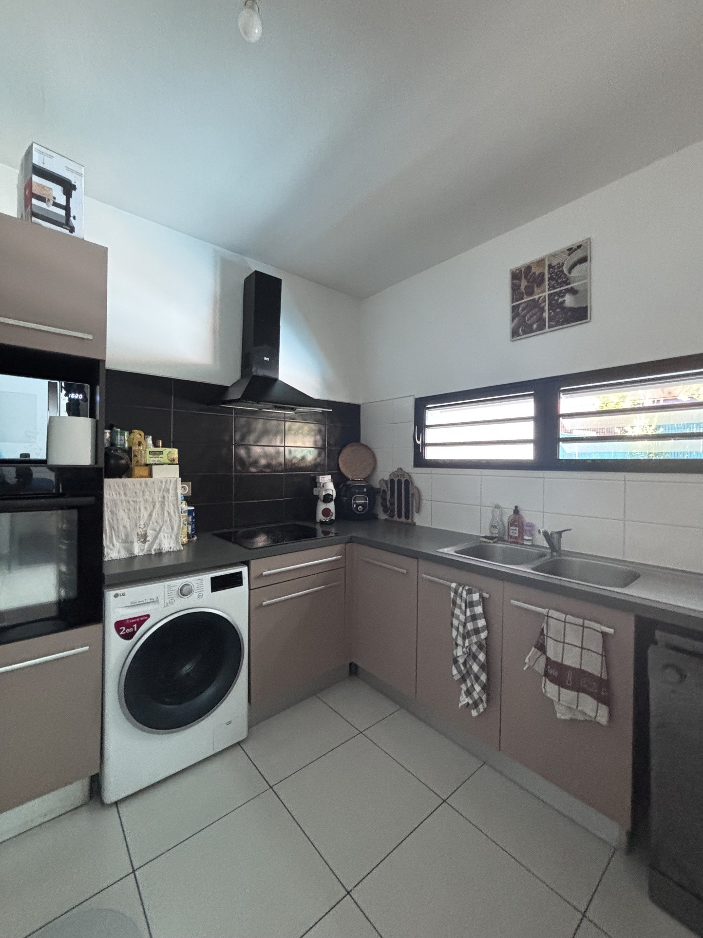 À vendre sur Sainte-Marie, maison de ville T3/4 avec piscine — photo 9