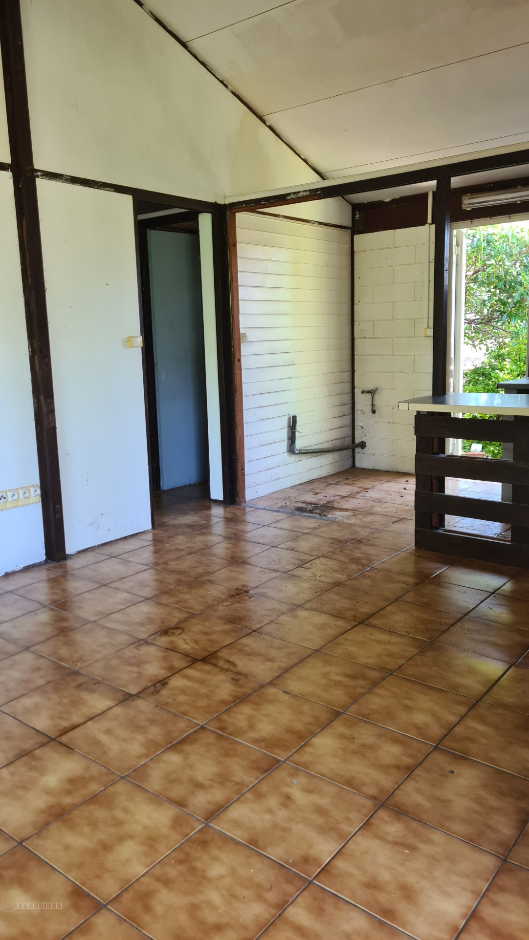 Maison à rénover sur Terrain de 874m2 - La Saline Les Bains — photo 4