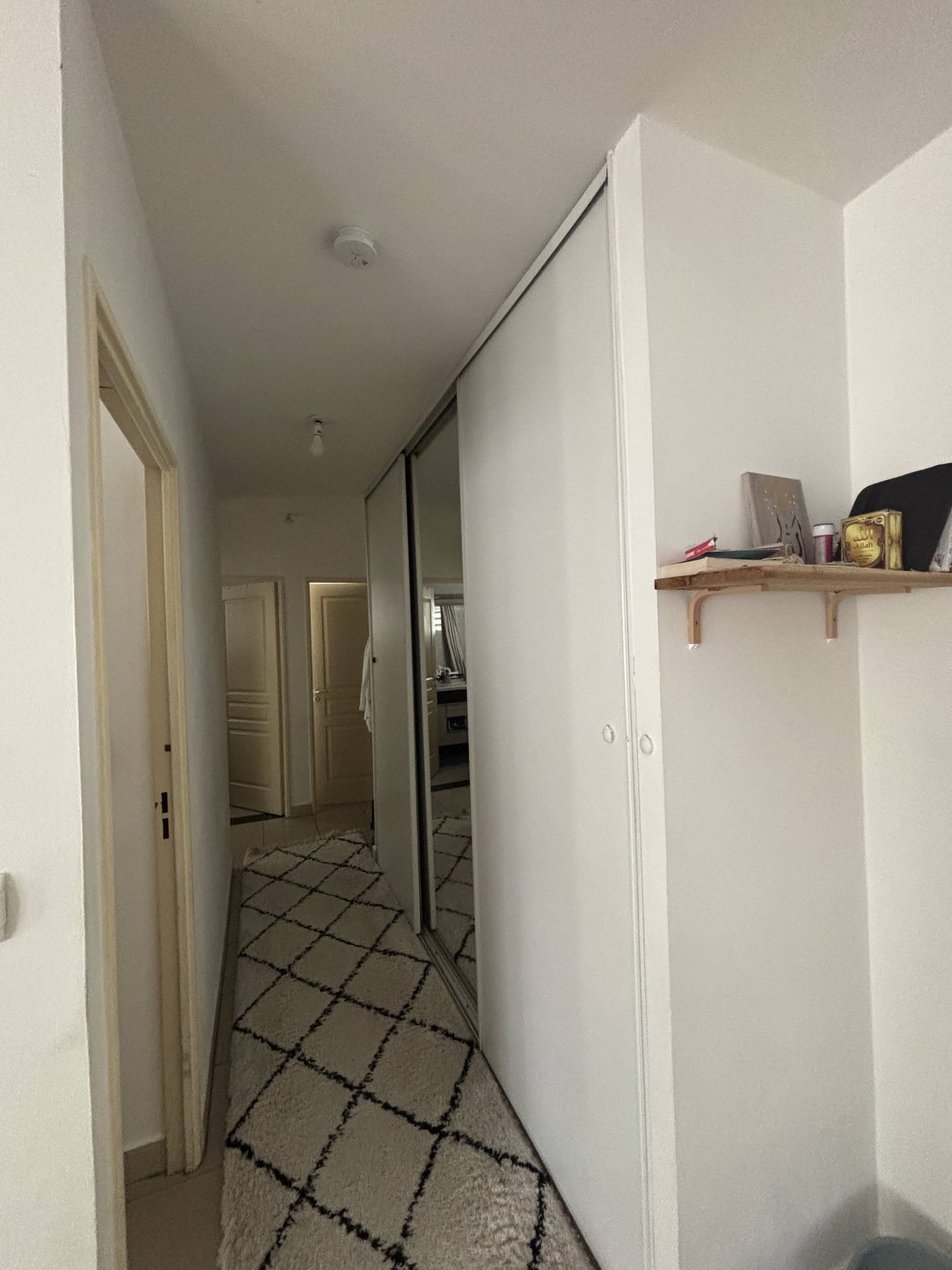 Grand appartement T3  à Saint-Denis — photo 5