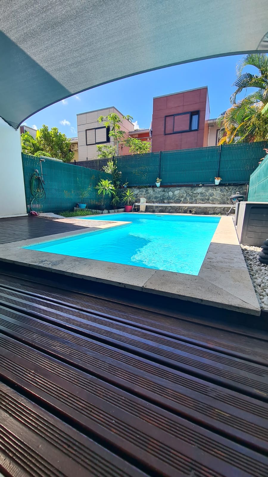 À vendre sur Sainte-Marie, maison de ville T3/4 avec piscine — photo 3