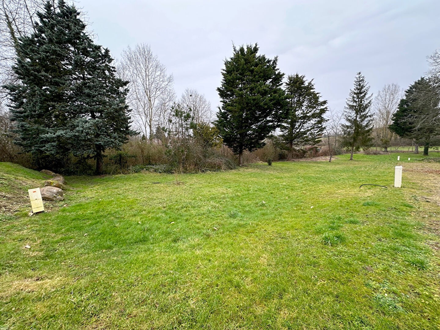 13 minutes HOUDAN — photo 1