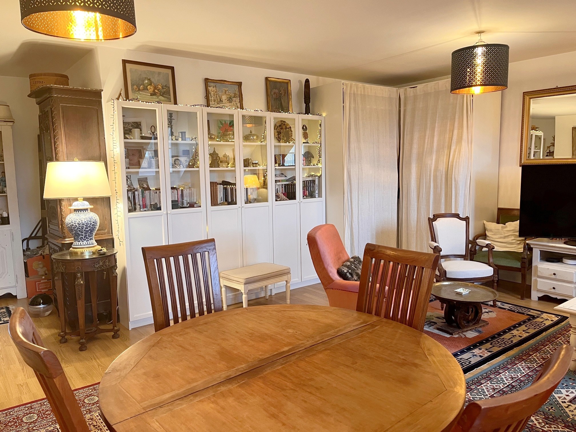 HOUDAN — photo 2