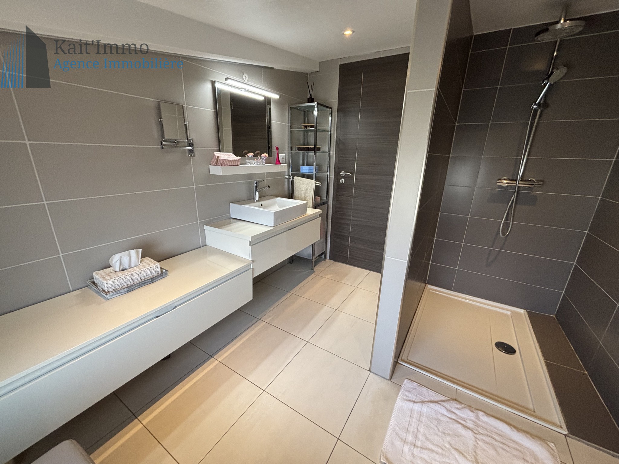 À vendre : Maison familiale moderne à Petite-Hettange — photo 12