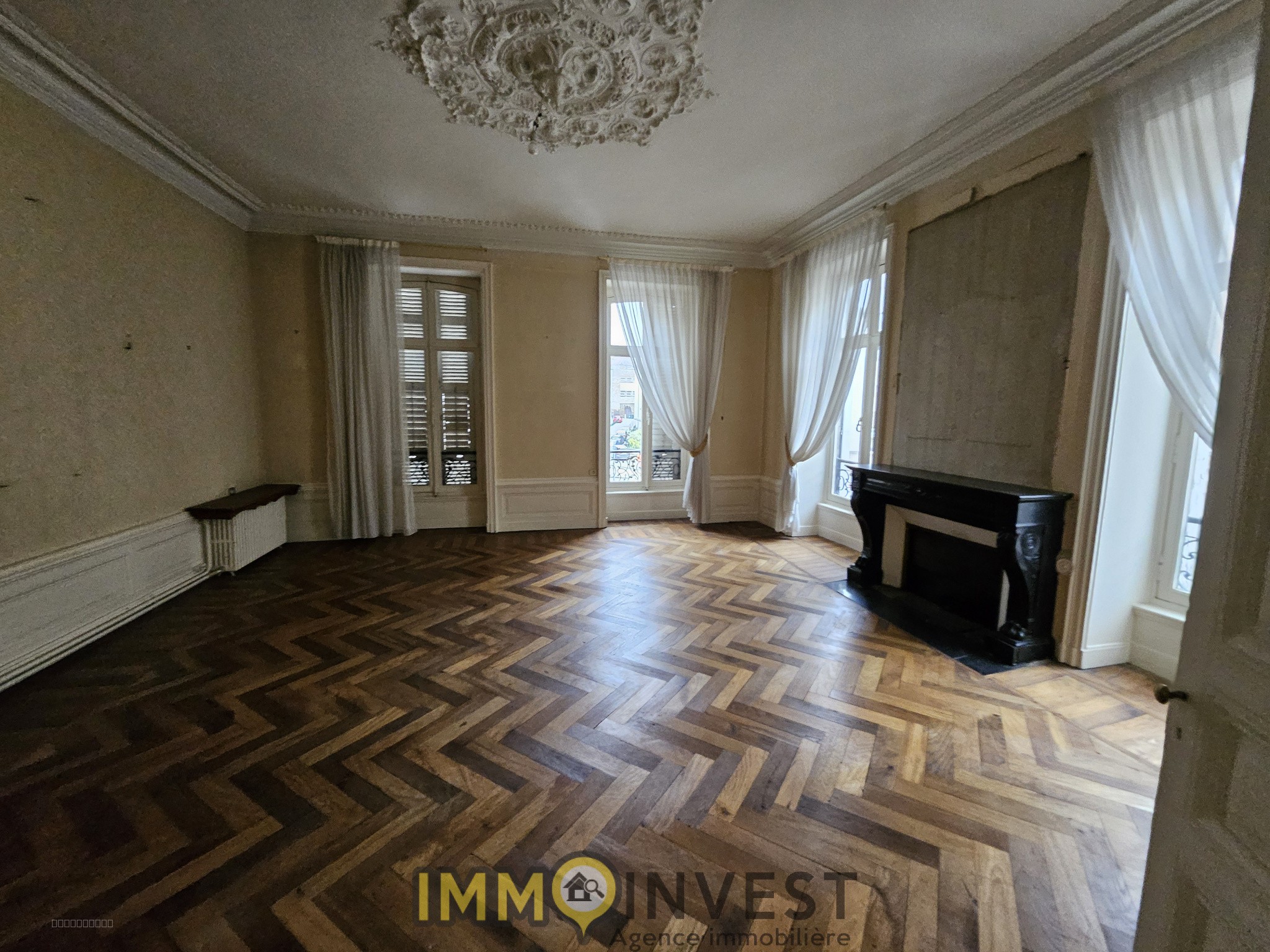 Proche Hôtel de région — photo 2