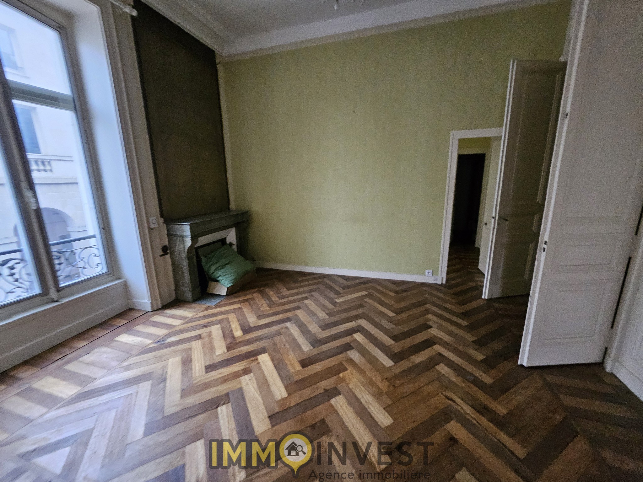Proche Hôtel de région — photo 3