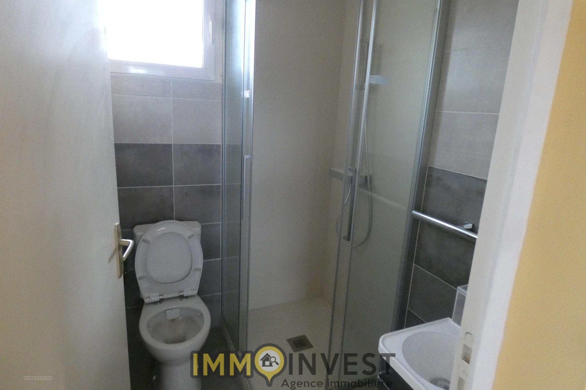 Bureaux , Local ou Maison — photo 10