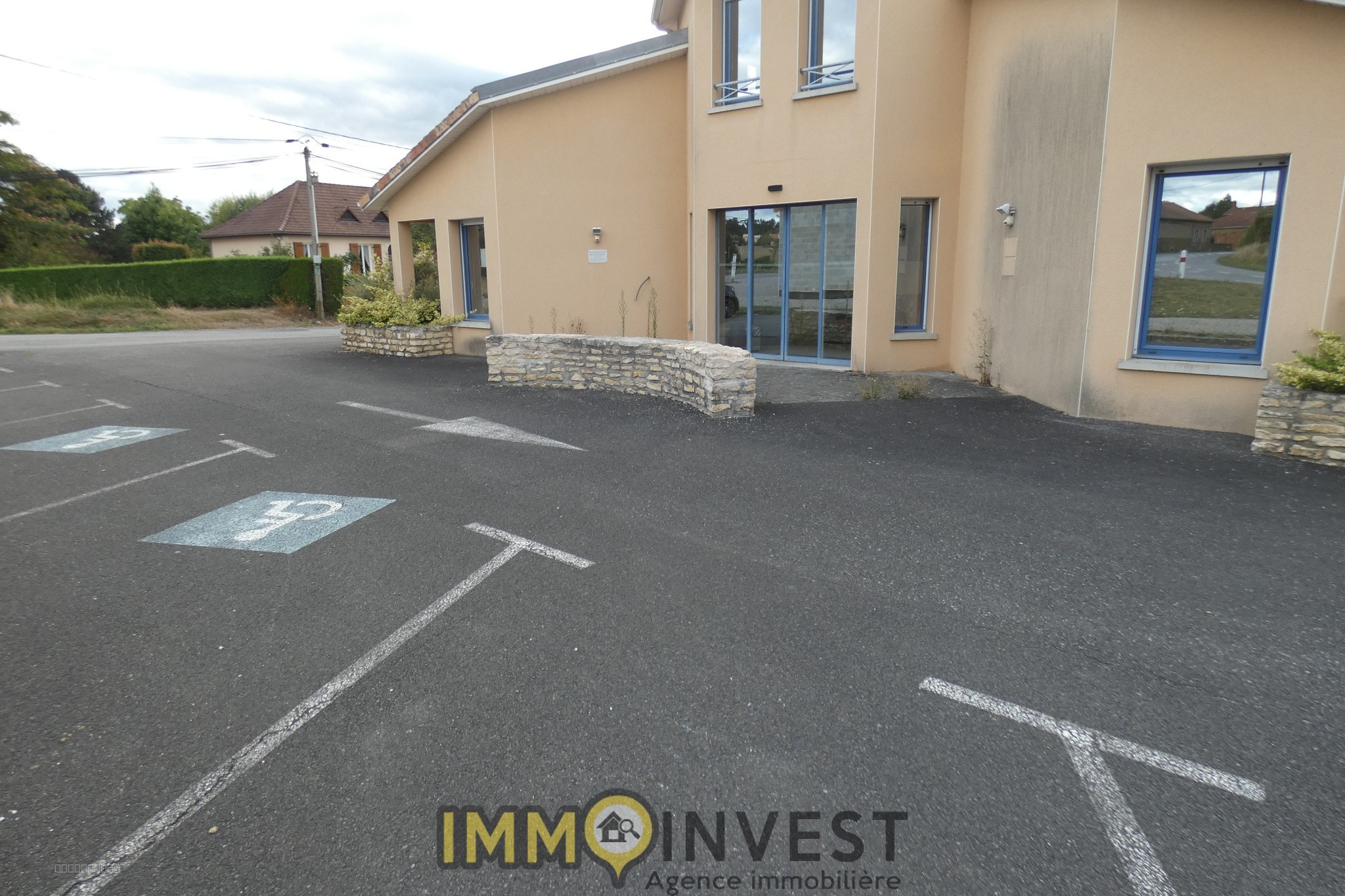 Bureaux , Local ou Maison — photo 2