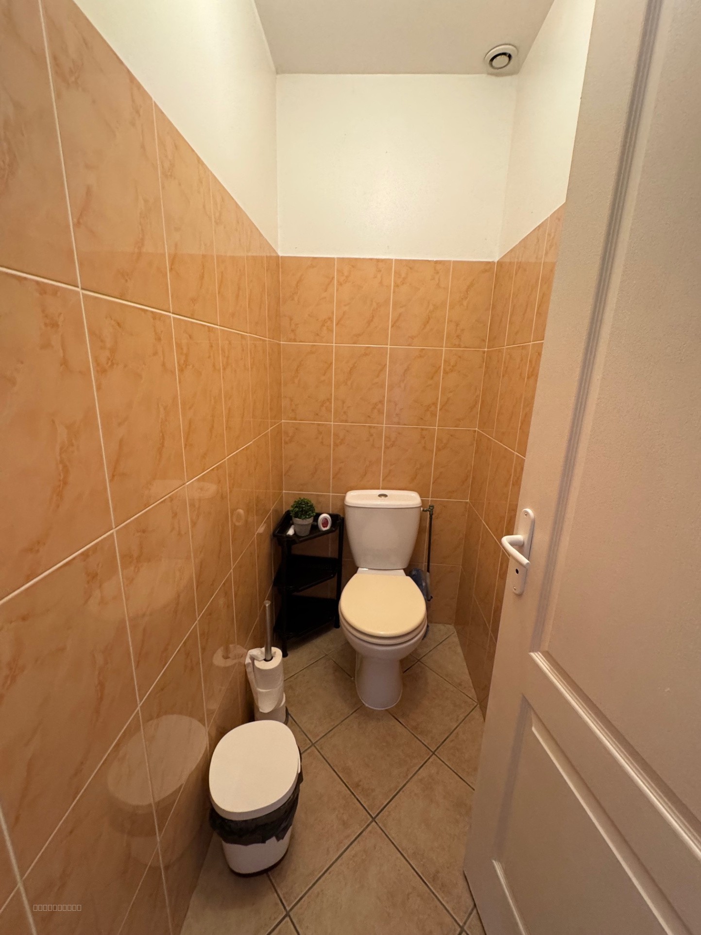 MAISON DE PLAIN PIED PROCHE DU LYCEE ET DES COMMERCES — photo 12