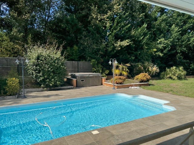 Superbe Villa T5 avec piscine, garages et annexe — photo 3