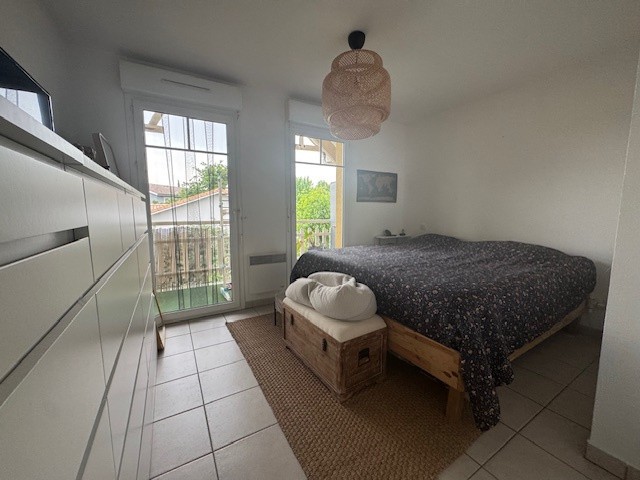 Appartement T3 en dernier étage avec balcon et deux parkings - 65m2 — photo 5
