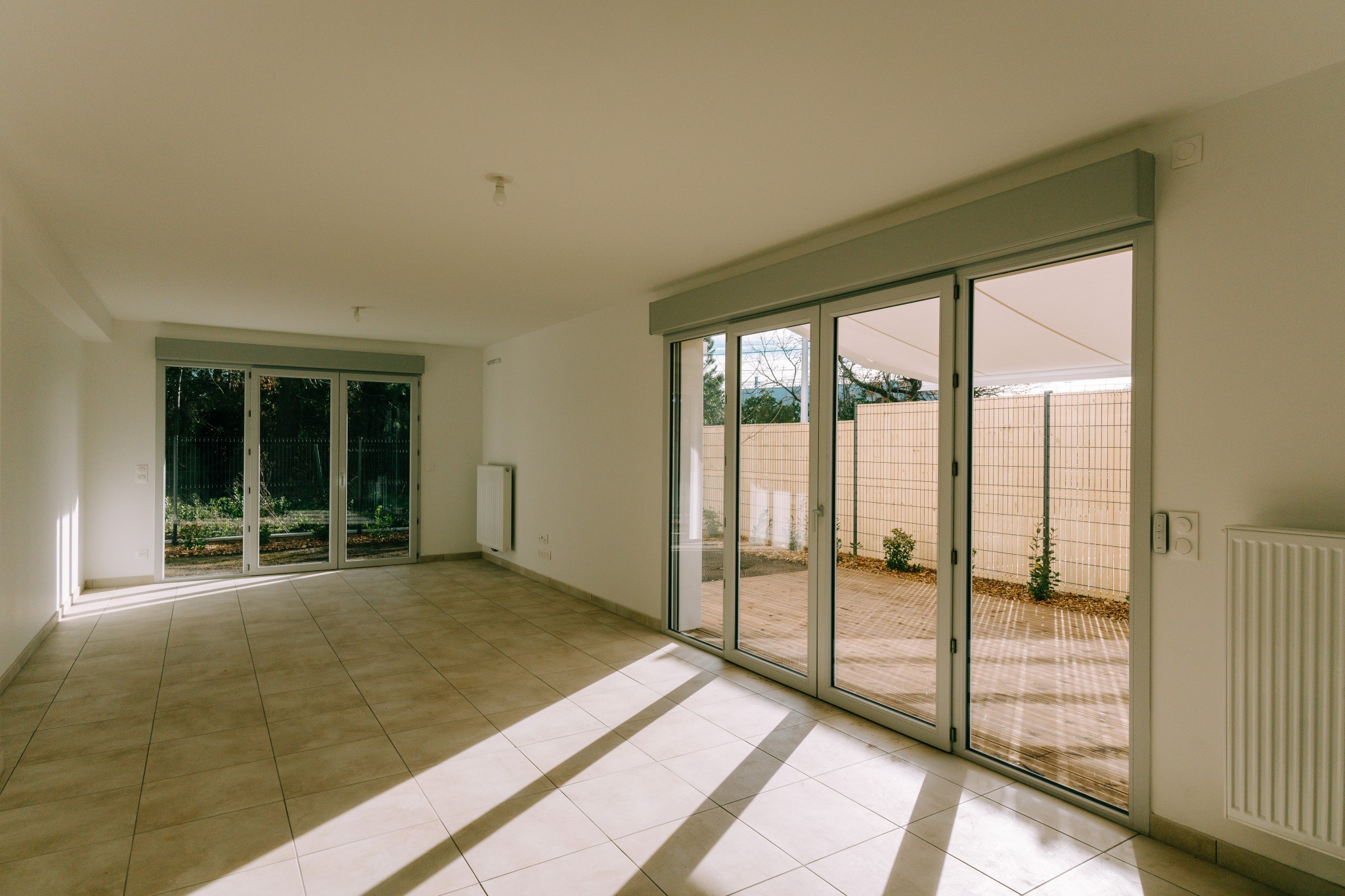 APPARTEMENT MEUBLE T4 EN RDC PROCHE CENTRE-VILLE ET GARE — photo 7