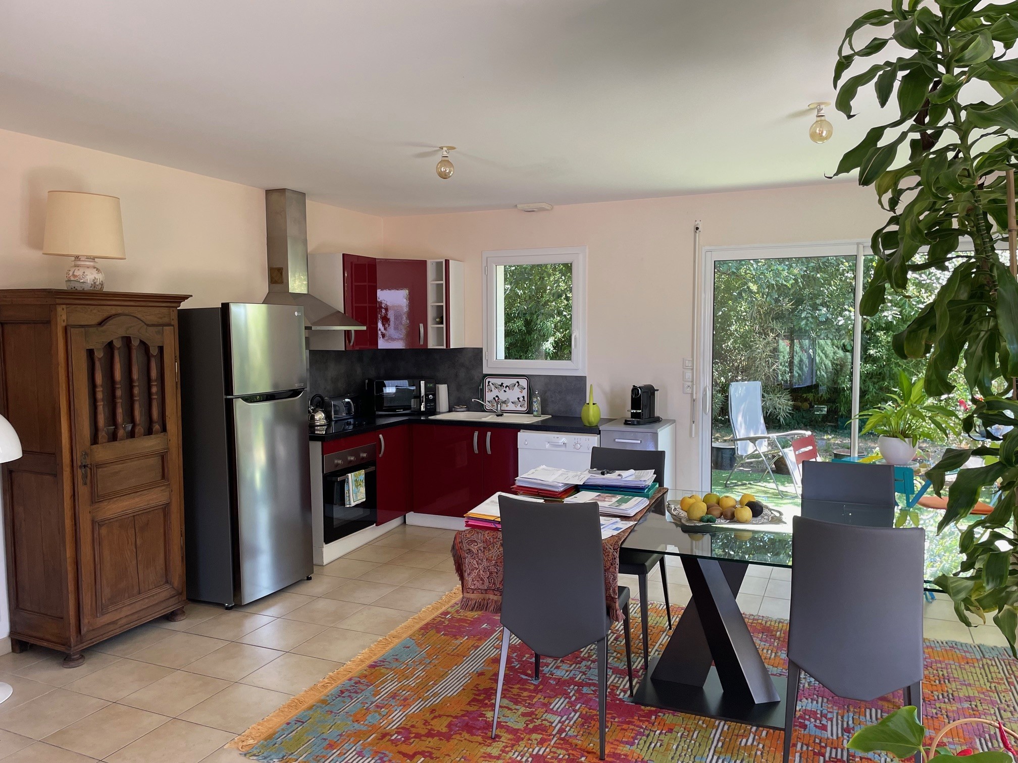 APPARTEMENT MEUBLE T4 EN RDC PROCHE CENTRE-VILLE ET GARE — photo 4