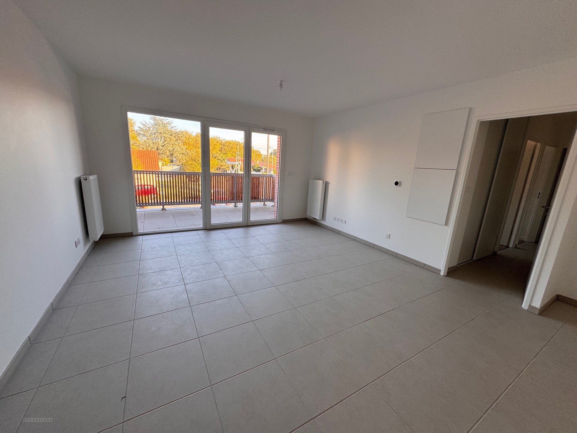 APPARTEMENT T3 - 60m2 - AVEC BALCON ET  2 PLACES DE PARKING — photo 2