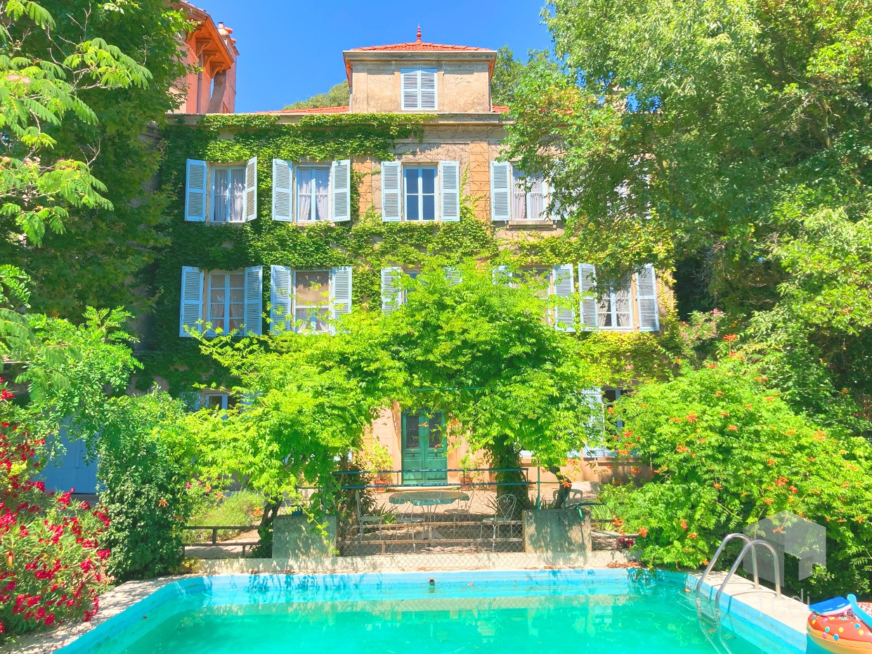 MONTELIMAR, maison 500 m2 avec dépendances — photo 3