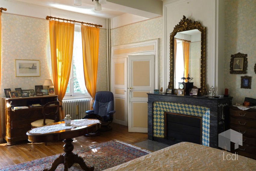 MONTELIMAR, maison 500 m2 avec dépendances — photo 10