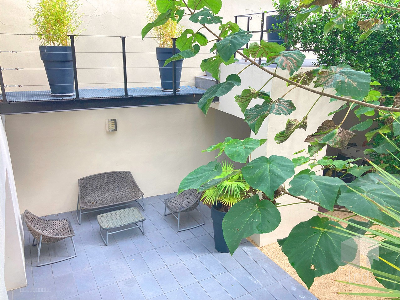 MONTELIMAR, maison de ville 350 m2 avec piscine — photo 10