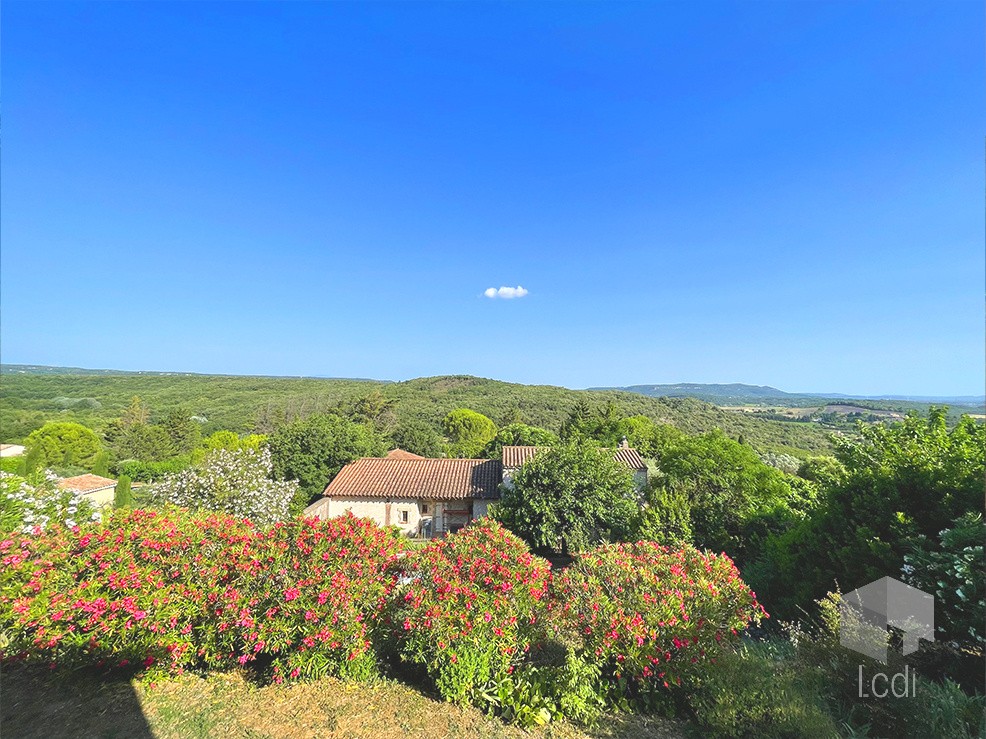 Maison 200 m2 avec piscine et vue   La Garde-Adhémar — photo 9