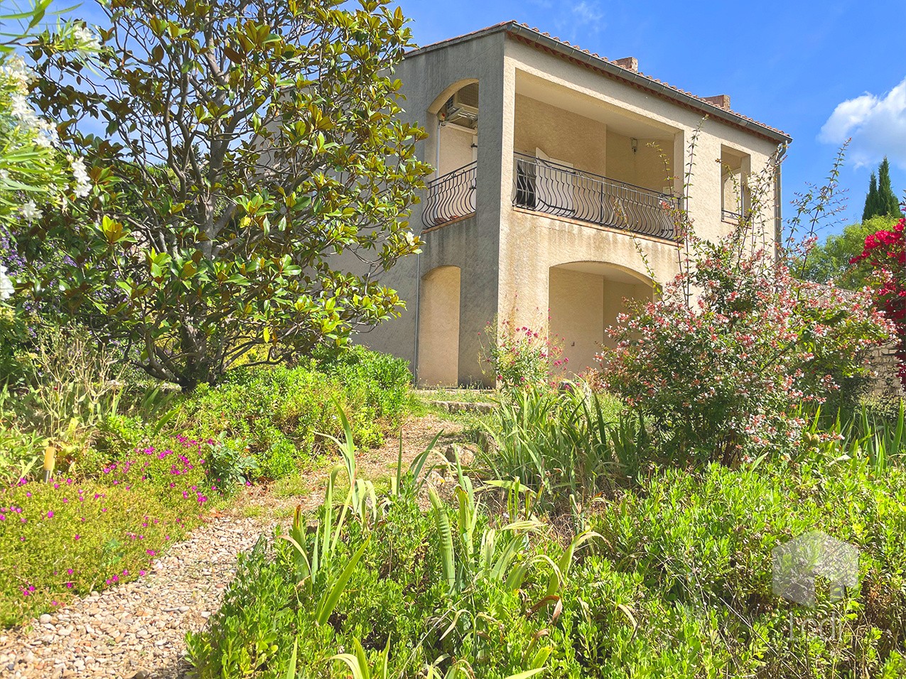 Maison 200 m2 avec piscine et vue   La Garde-Adhémar — photo 4