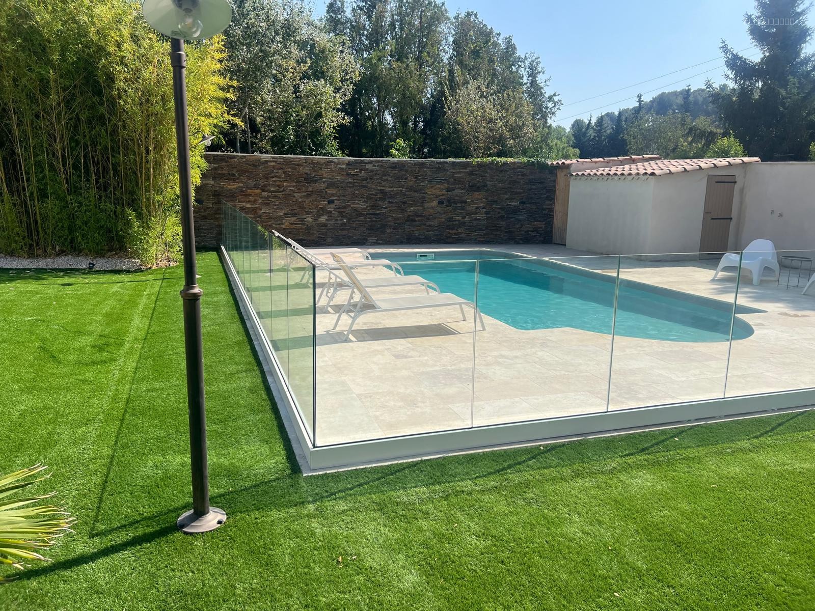 VILLA T6 , SECTEUR AUBAGNE , PISCINE , JARDIN — photo 15
