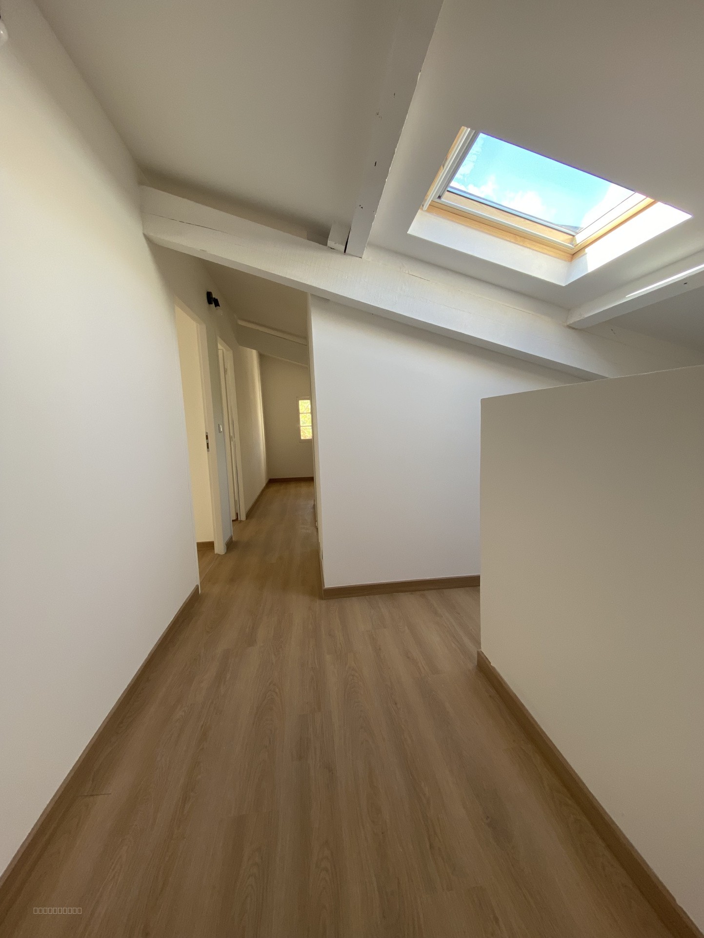 MAISON DE TYPE 4 , JARDIN , NANS LES PINS — photo 16