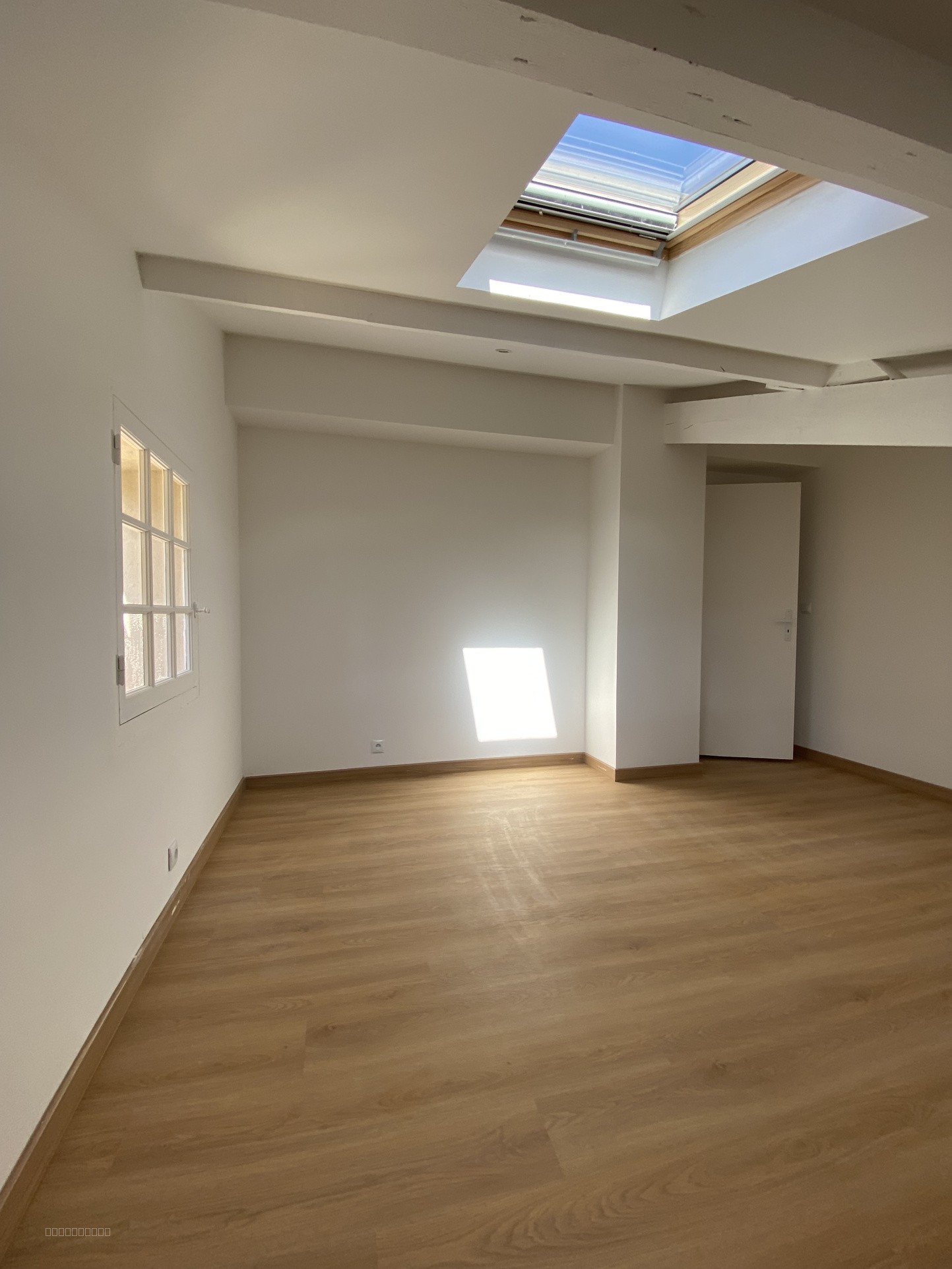MAISON DE TYPE 4 , JARDIN , NANS LES PINS — photo 18