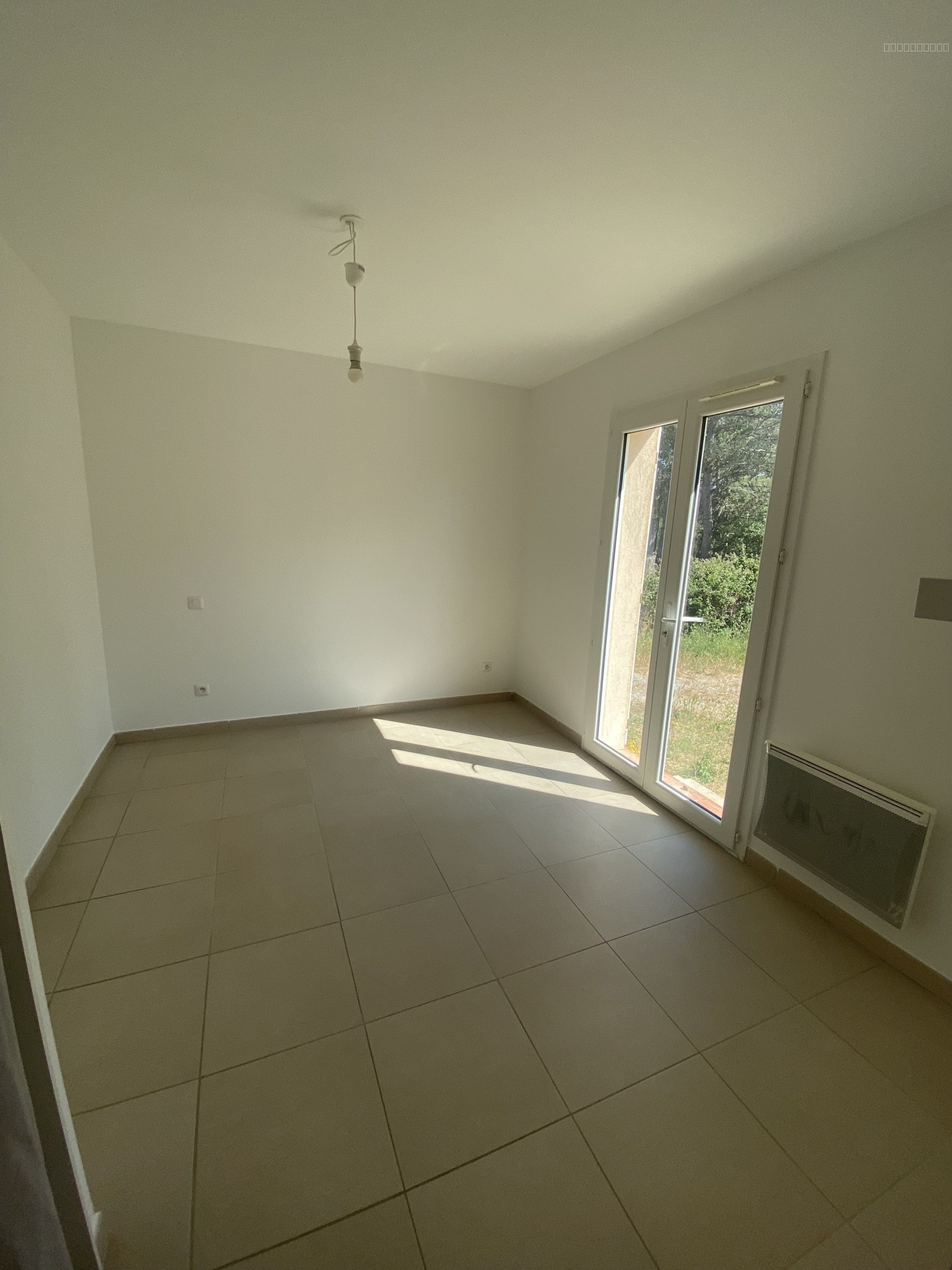MAISON T4 DE PLEIN PIED, GRAND TERRAIN SECTEUR GARDANNE / GREASQUE — photo 7
